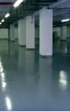 Self leveling floor